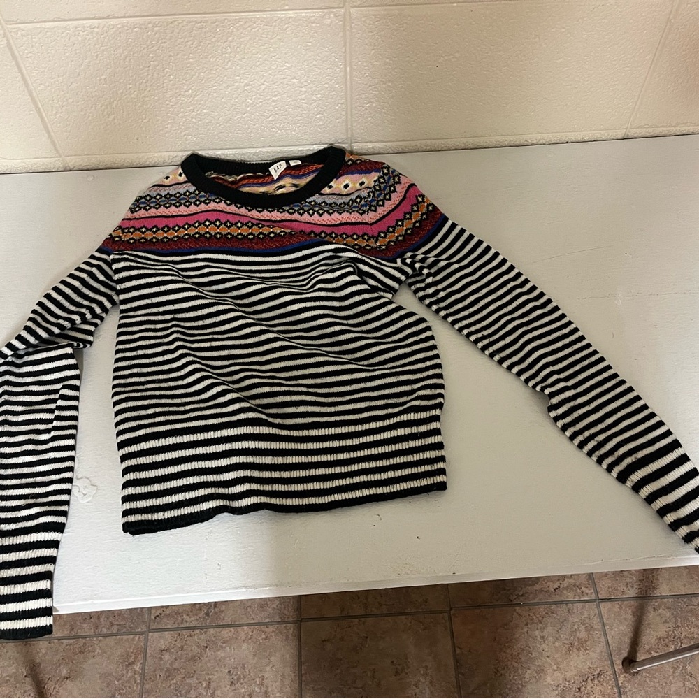 GAP Multicolor striped Sweater size XS